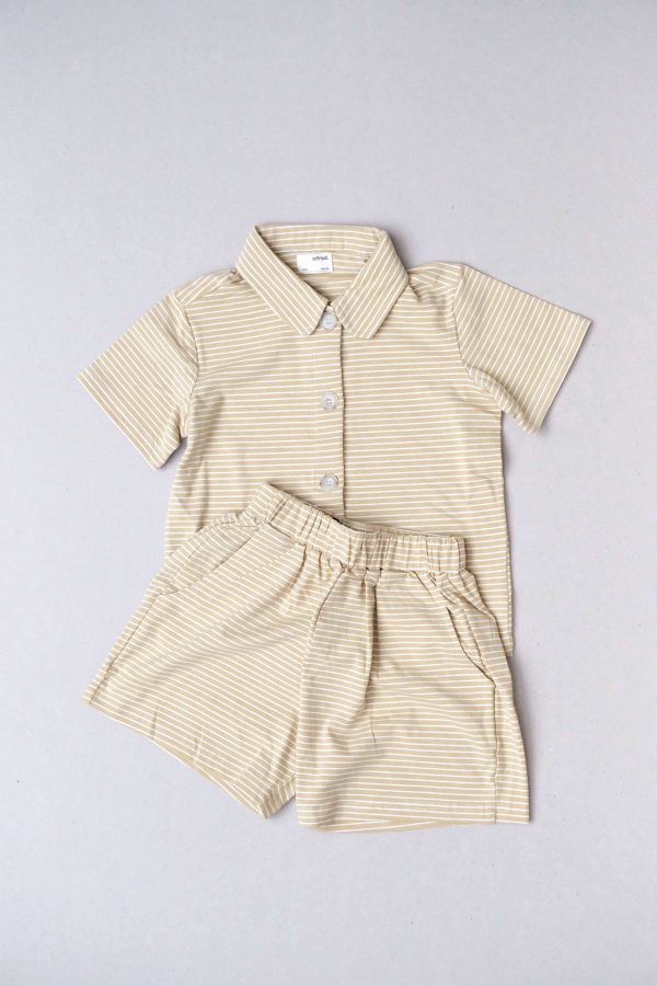 flatlay of the Theodore Shirt & Shorts in Cream by the brand Alfred