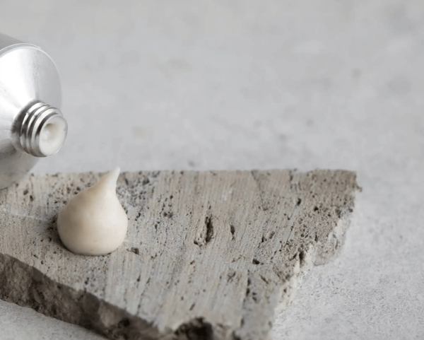 close up of the texture of the White Clay Mask of By Mukk, showing the paste-like consistency