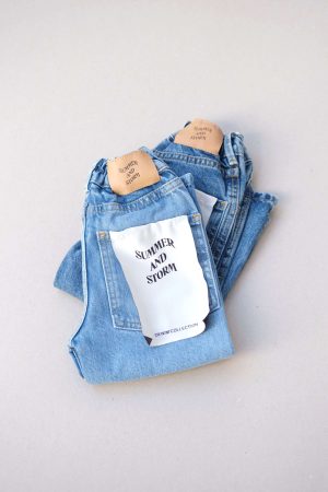 the 80s denim jean in lightwash and midwash by the brand Summer and Storm