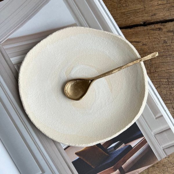 the ceramic Eira Ritual Dish by Marlies Huybs