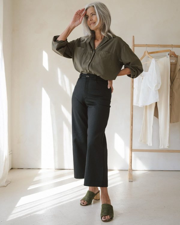 woman wearing the organic cotton & hemp Pierrot Pants in Black by the brand Harly Jae