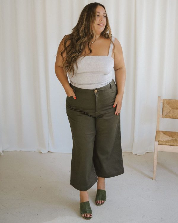 woman wearing the organic cotton & hemp Pierrot Pants in Olive by the brand Harly Jae