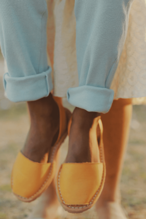 the Tomna Leggings in Duck Egg Blue by the brand Yoli & Otis