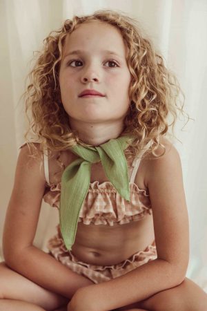 the organic cotton bandana in dryed green by the brand LiiLU