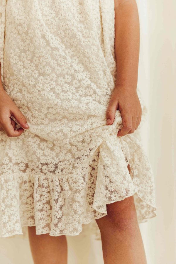 the organic cotton Lace Daisies Dress in Off White by the brand LiiLU