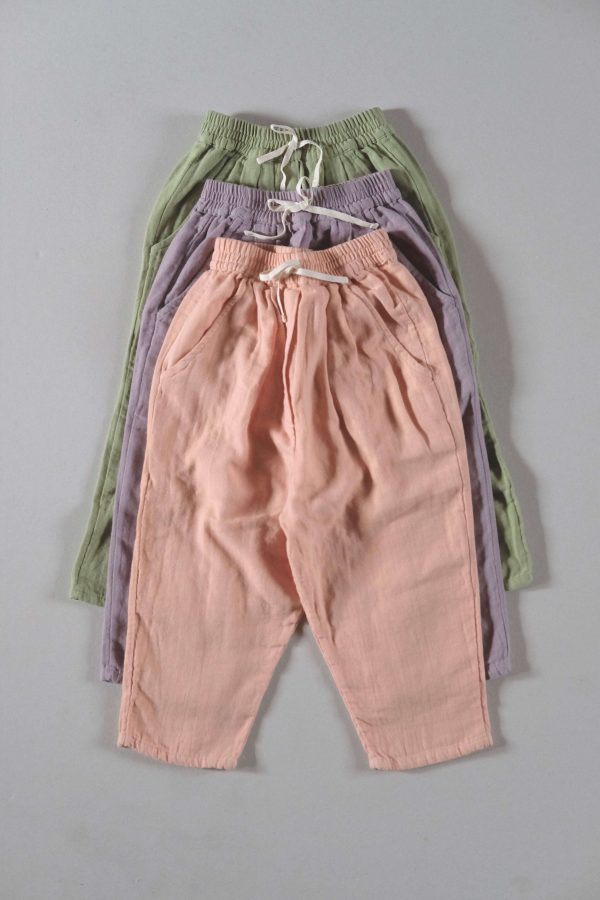 the organic cotton Levi Pants in Dryed Green, Lavender & Peach by the brand LiiLU