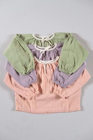 the organic cotton Lili Blouse in Dryed Green, Lavender & Peach by the brand LiiLU