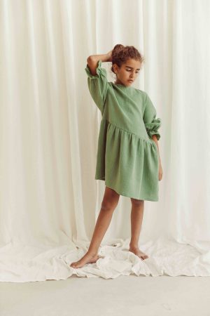 the organic cotton Lilou Dress in Dryed Green by the brand LiiLU