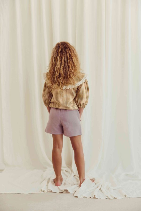 the organic cotton Tudor Shorts in Lavender by the brand LiiLU