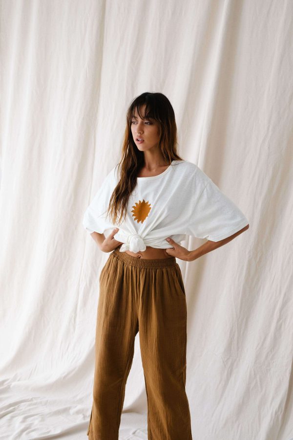 the Mia Pants in Chocolate paired with the Sunny Tee in Earth by the Bare Road