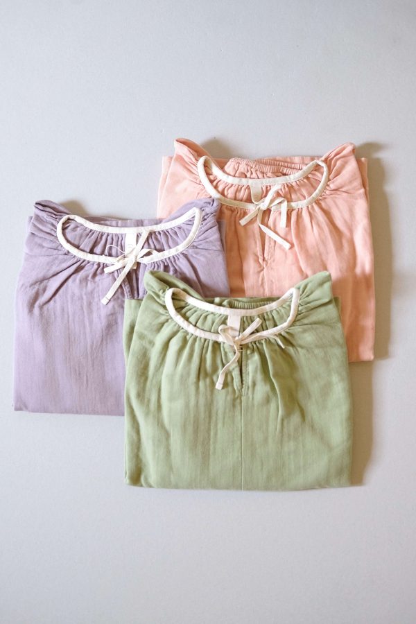 the organic cotton Lili Blouse in Dryed Green, Peach & Lavender by the brand LiiLU