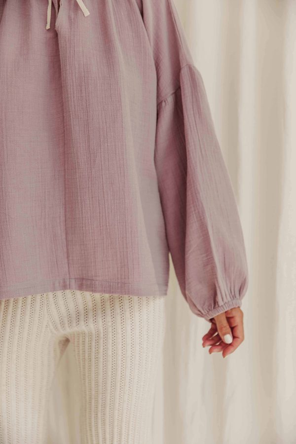 the organic cotton Lili Blouse in Lavender by the brand LiiLU