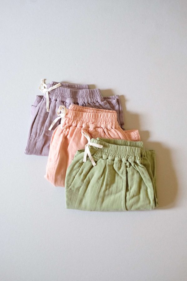 the organic cotton Tudor Shorts in Dryed Green, Lavender & Peach by the brand LiiLU