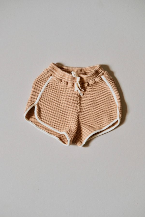 the Dayo Shorts in Chestnut organic cotton by the sustainable brand Liilu, curated by Morsel Store, located on Mallorca