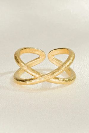 the Alta Ring in gold by the sustainable jewellery brand Agapé Studio, curated by Morsel Store