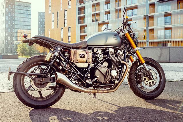 Honda CB750 Urban Scrambler UNDERNEATH THE RADAR Moto Adonis