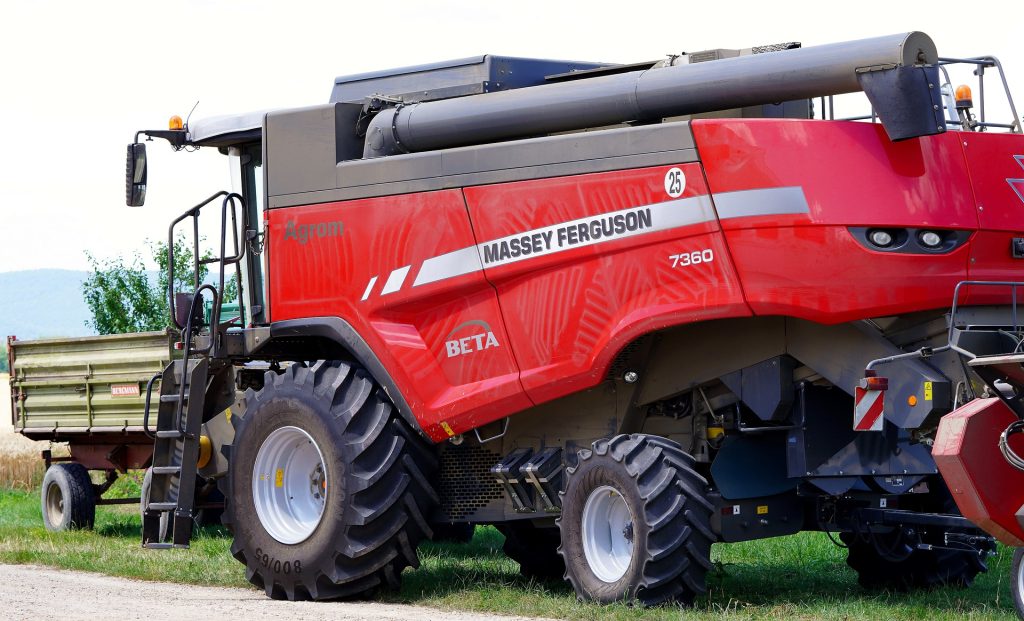 Prix moissonneuse-batteuse Massey-Fergusson.
