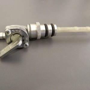 Bensinkran Rieju 15mm utan gänga