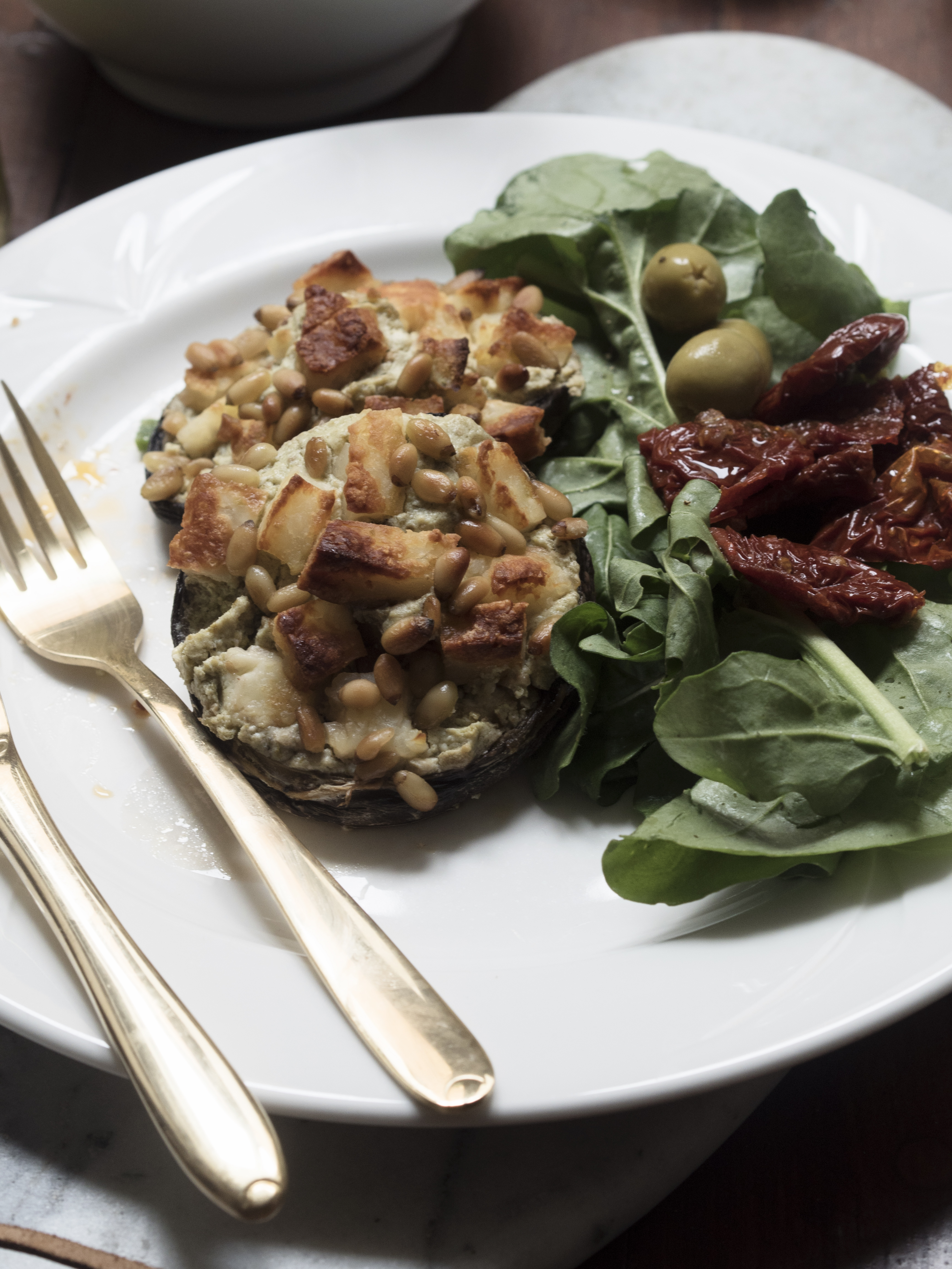 Stuffed mushroom with courgette