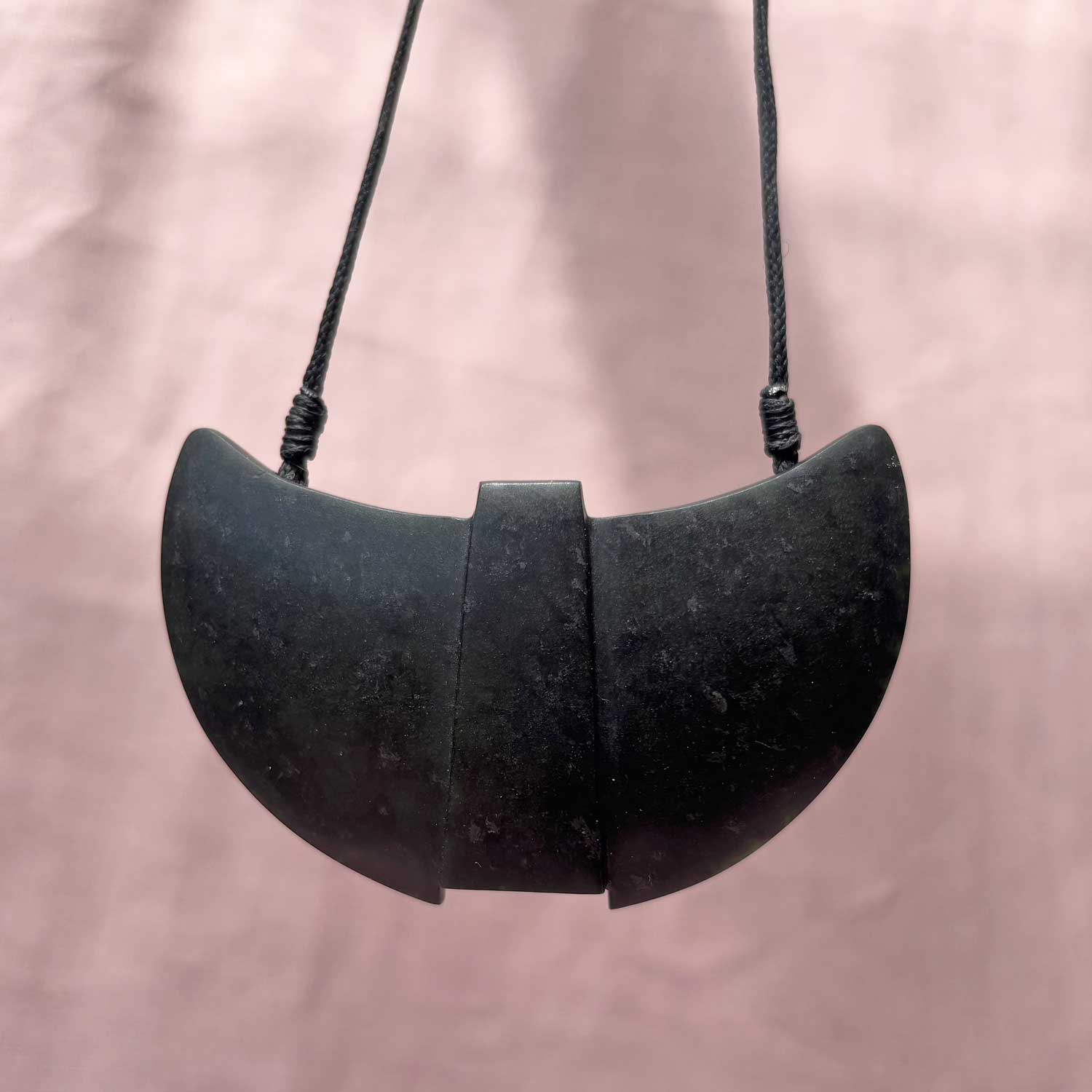 Bug - Pounamu (black serpentine)