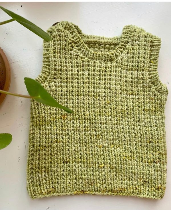 Strikkeopskrift baby vest