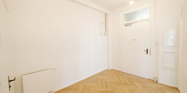 Zauberhafte 2 Zi. Altbauwohnung mit Erker & Parkett am Viktualienmarkt