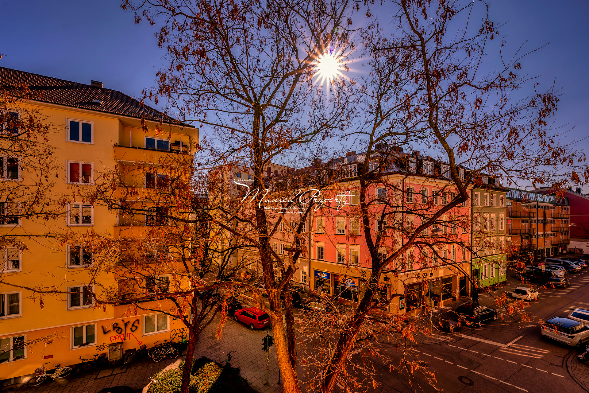 Gärtnerplatzviertel: Herrliche 3 Zi. Wohnung mit Balkon &#038; Parkett