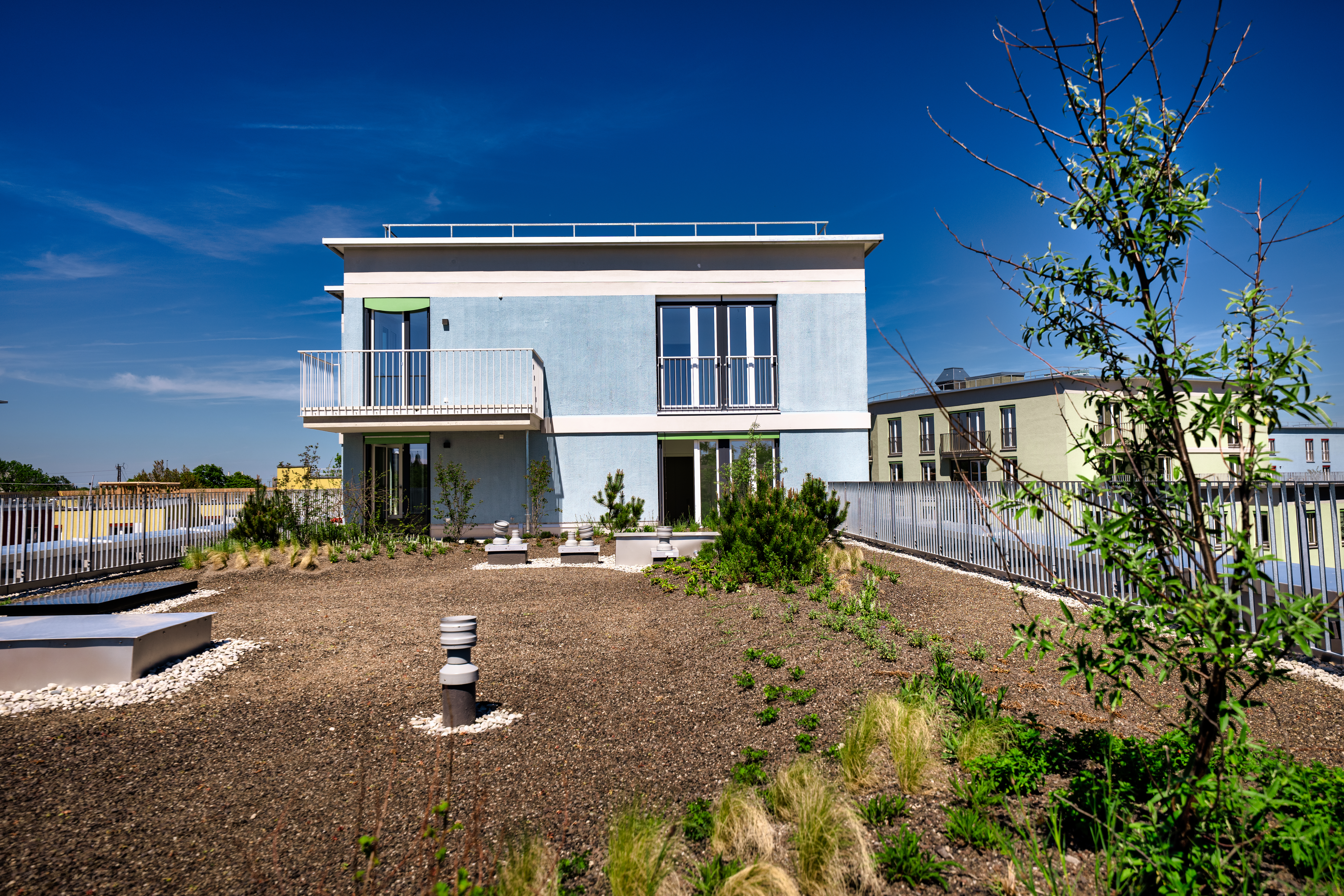 3 Zi. Zimmer Penthouse-Feeling im 4. OG: 93 m² mit großer Dachgartenterrasse