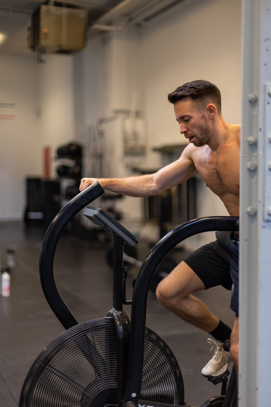 Echo Bike How to Use It, Muscles Worked & Benefits