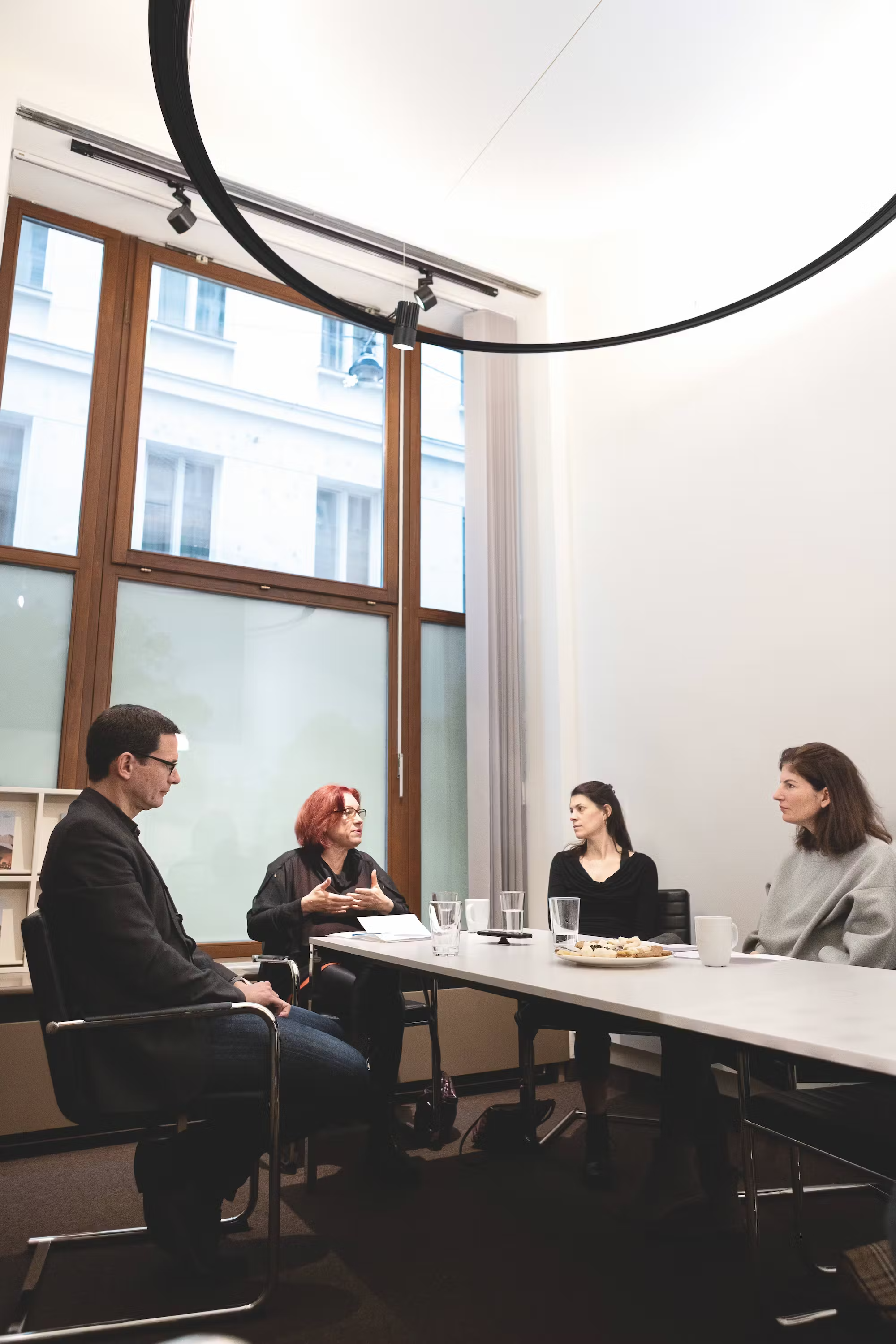 Round Table „Wir brauchen jede Maßnahme, jetzt, sofort, überall“