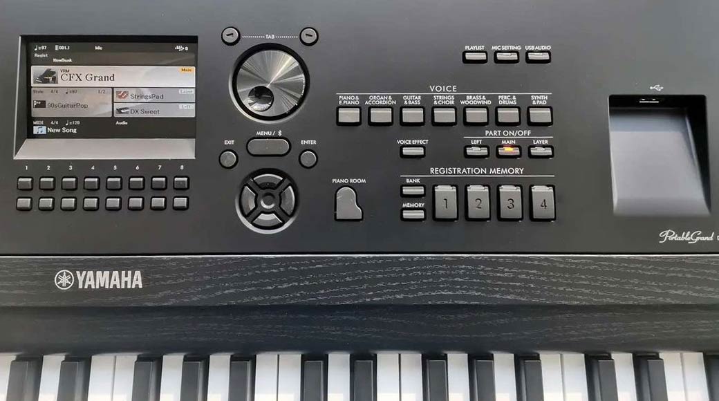 Yamaha - L-300B - Support pour clavier Yamaha DGX-670B - Autres accessoires  piano - Accessoires piano