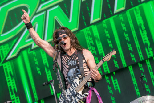 13SteelPanther (3)
