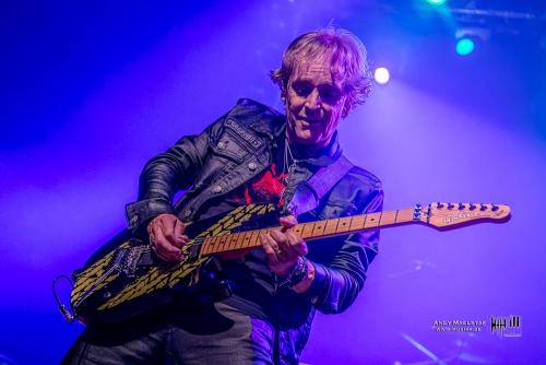 20250425FRFBand5HoneymoonSuite (7)
