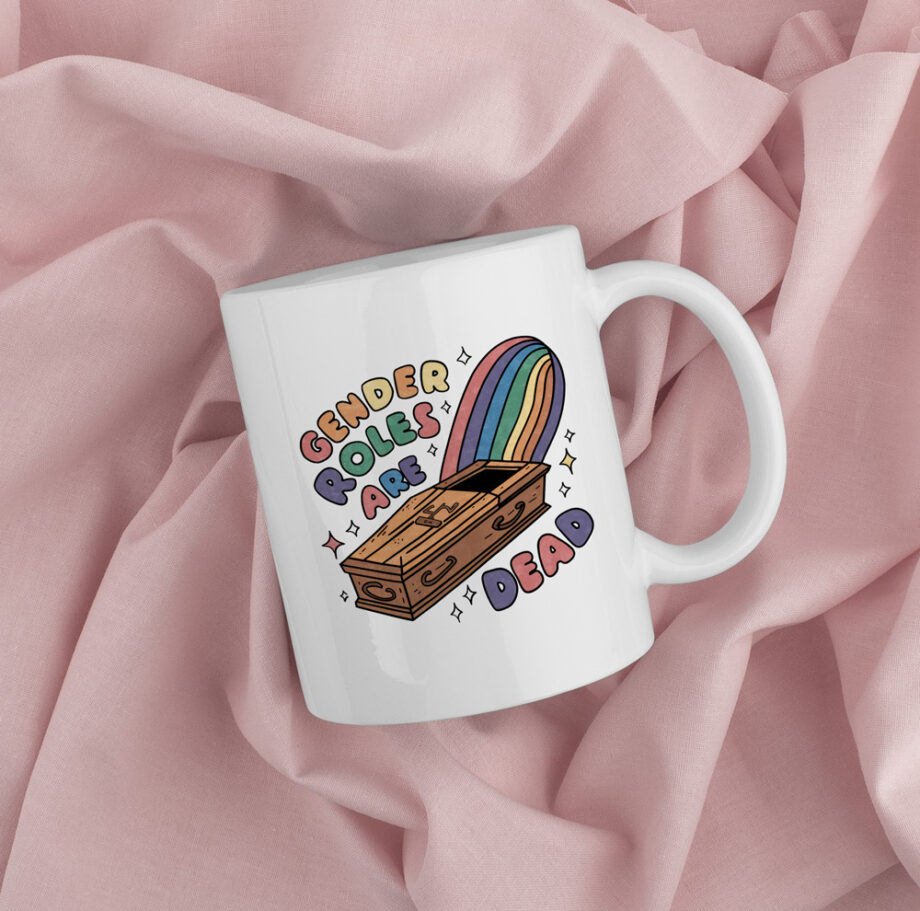 gender roles are dead, pride koffiemok, pride gift, pride cadeau, lgbtq gift, lgbtq cadeau, geschenk, lgbtq koffiemok, gay koffiemok, lgbtq mug, gay merchandise, lgbtq merch, leuke koffiemok