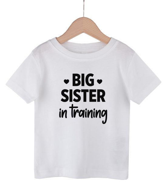 Big sister in training | T-shirt