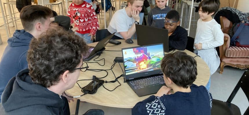 Inhuldiging van de game! Inhuldiging van de game!
