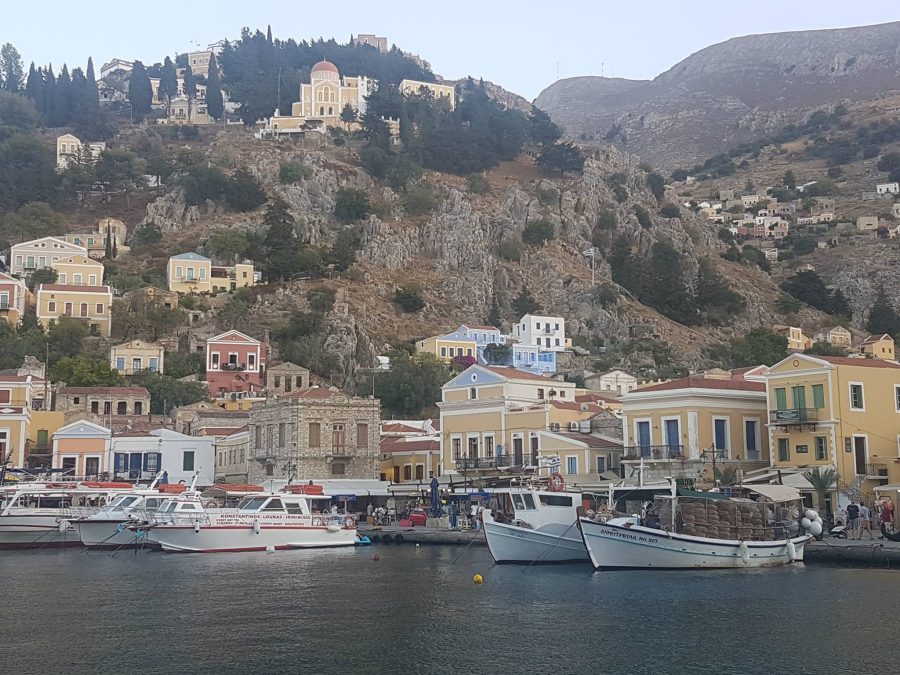 symi houses