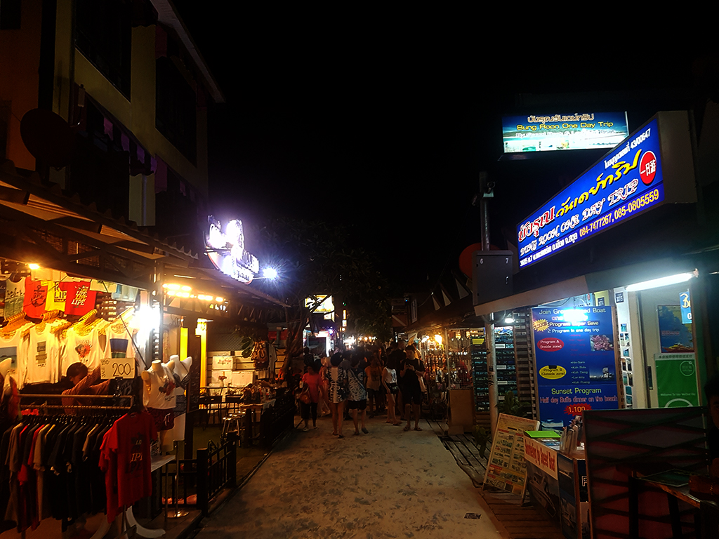 koh lipe nightlife