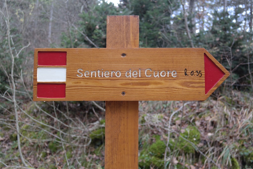 Lago di Scanno Path