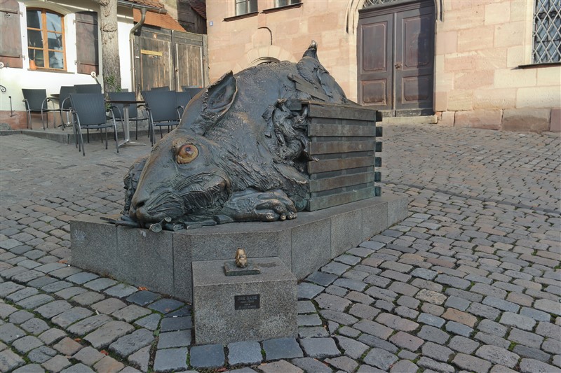 rabbit statue nuremberg