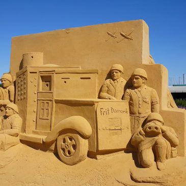 En tur i sommerlandet “Hundested Sandskulptur Festival”