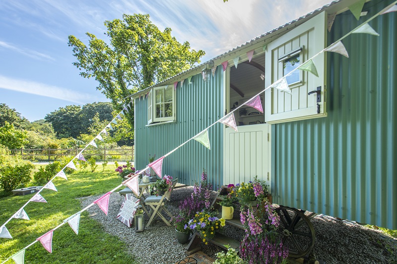 Gwithian Shepherds Huts sunny days