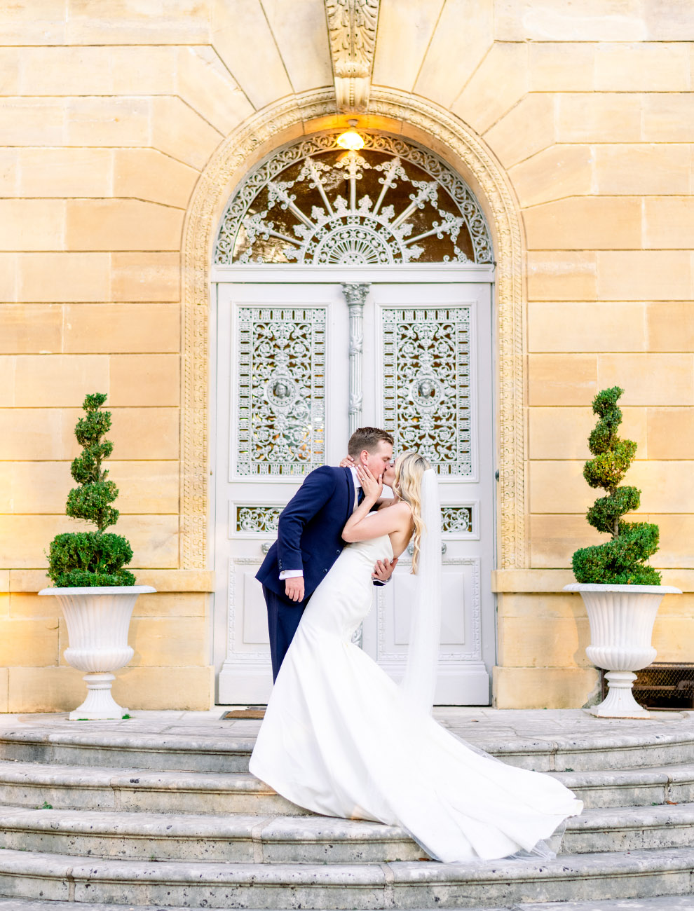 Couple photo at Chateau la Durantie 