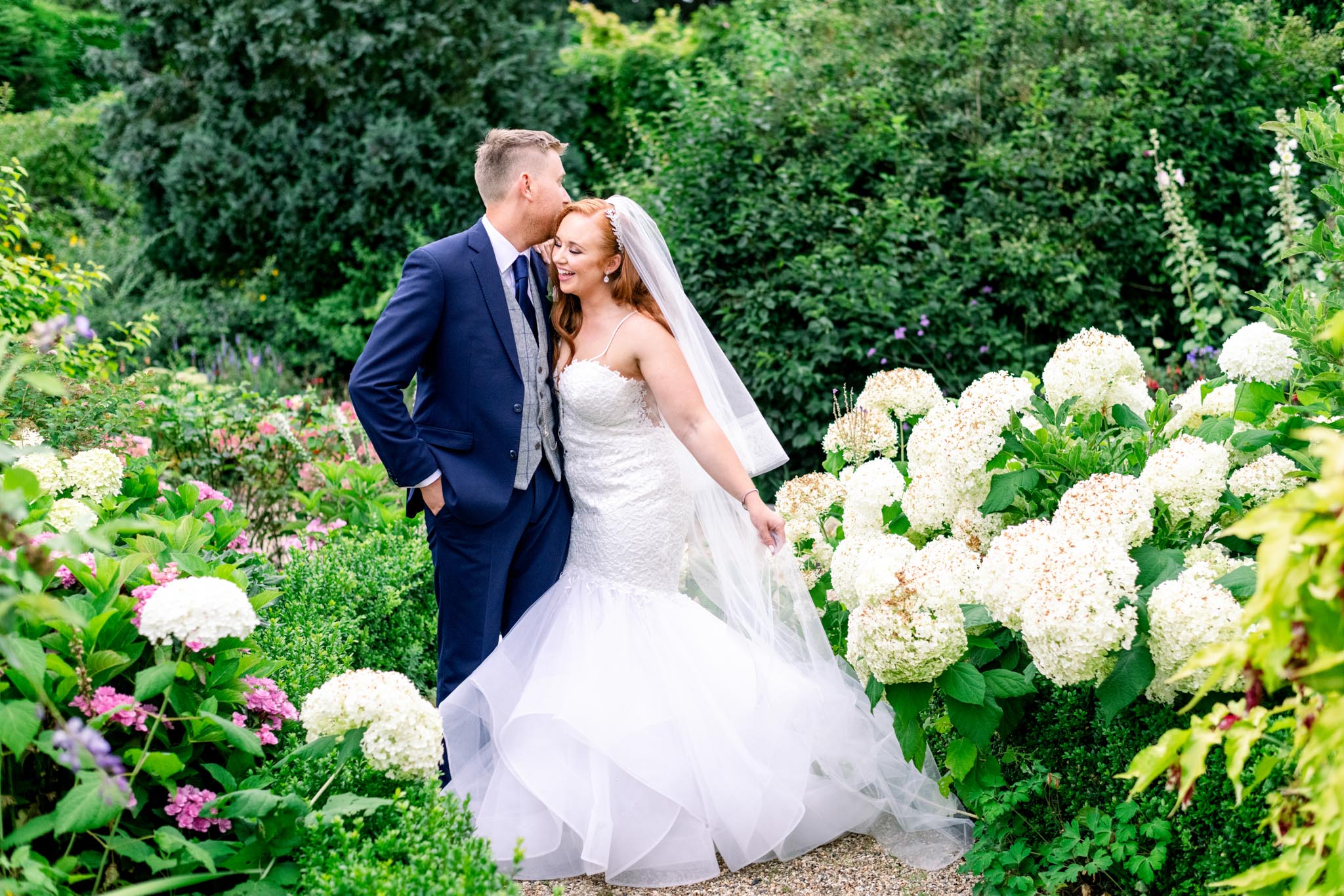 https://usercontent.one/wp/www.natalieandmax.co.uk/wp-content/uploads/2022/04/Gaynes-Park-Wedding-Photographer-by-Natalie-and-Max-Photo-and-Films-94.jpg?media=1711985334