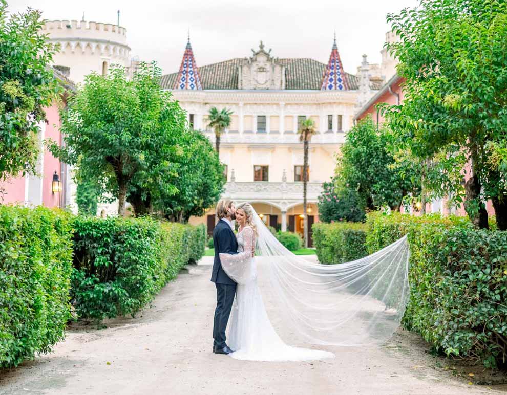 https://usercontent.one/wp/www.natalieandmax.co.uk/wp-content/uploads/2023/03/Castillo-de-Vinuelas-Wedding-Photography-by-Natalie-and-Max-Photo-and-Films-Portfolio.jpg?media=1711985334