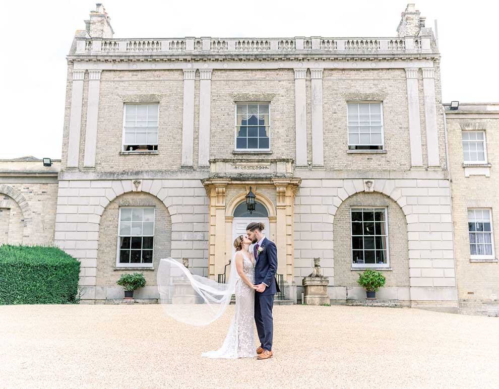 https://usercontent.one/wp/www.natalieandmax.co.uk/wp-content/uploads/2023/03/HATFIELD-PLACE-HOTEL-Wedding-Photography-by-Natalie-and-Max-Photo-and-Films-Portfolio.jpg?media=1711985334