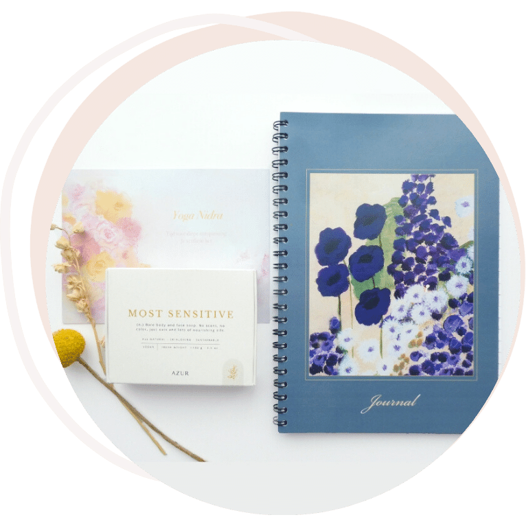 selfcare-gift-set-nbontestudio-nidra-journal-art-yoga-writing-draw-relax-joy-flowers-art