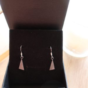 Zilveren oorhangers driehoek, handgemaakt