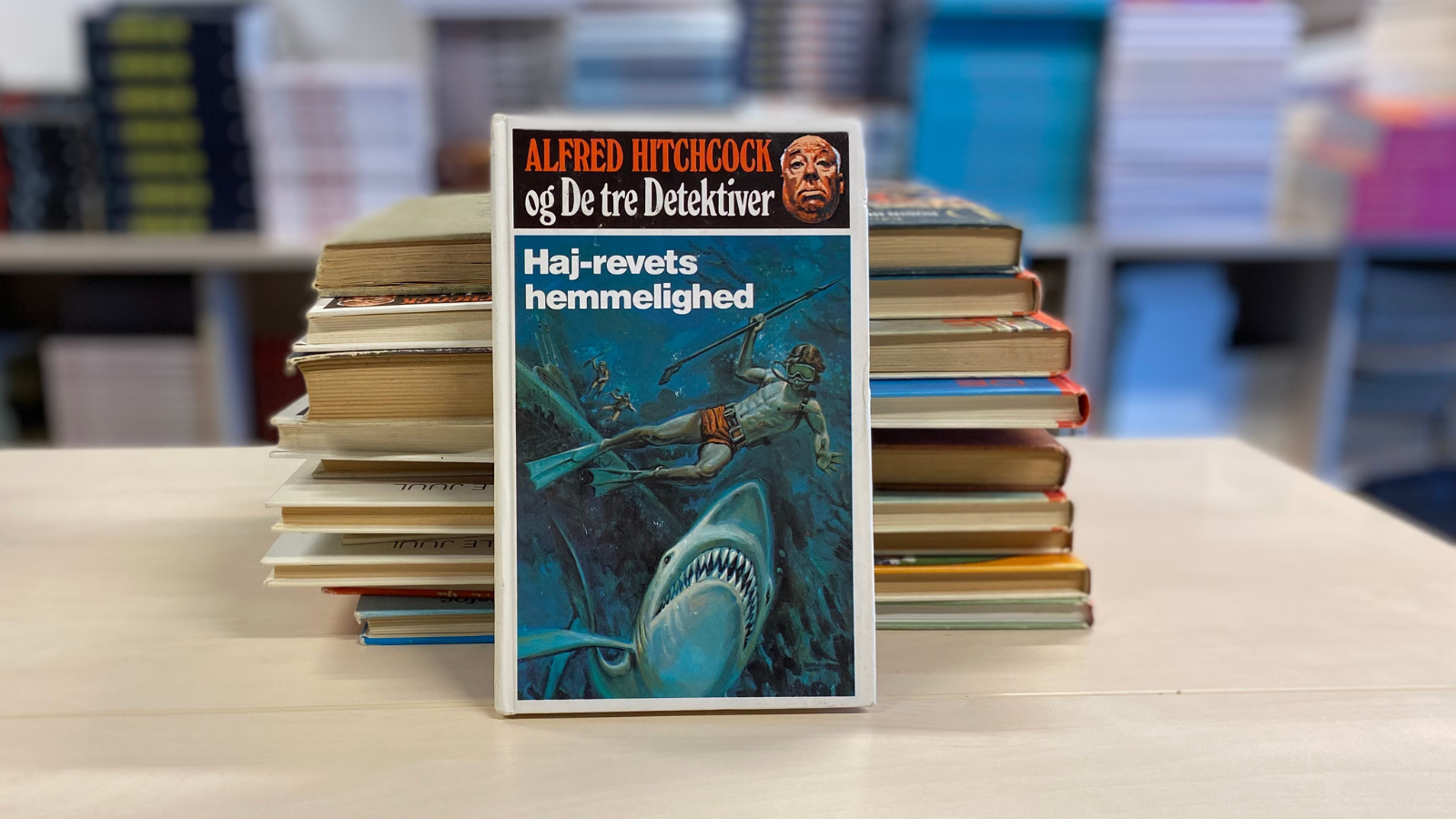 Alfred Hitchcock og de tre detektiver: Haj-revets hemmelighed