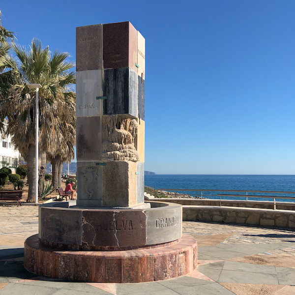 EU xculpture, Nerja